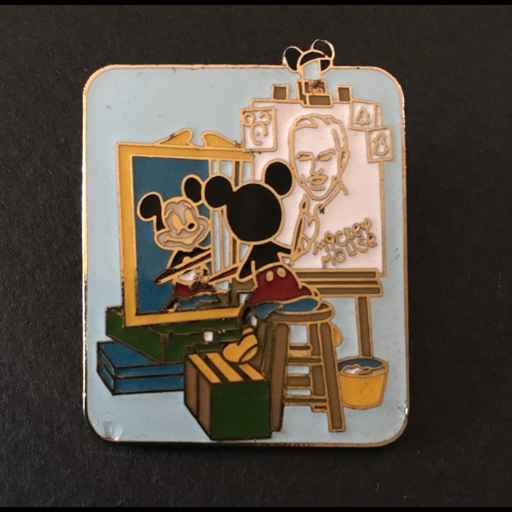 1990s Vintage Disney Collectible Pin